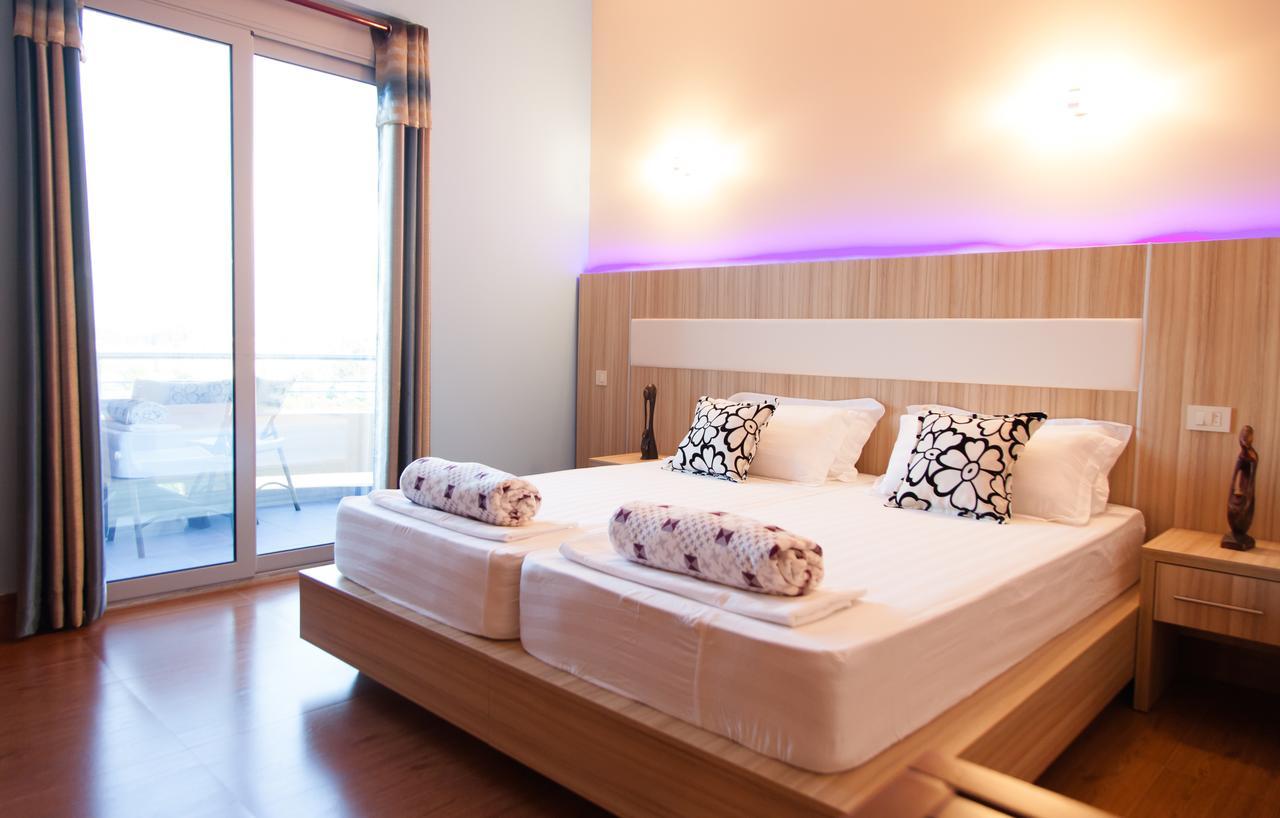 Hotel Blue Moon 乌尔齐尼 外观 照片