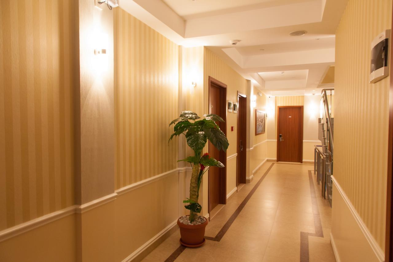 Hotel Blue Moon 乌尔齐尼 外观 照片