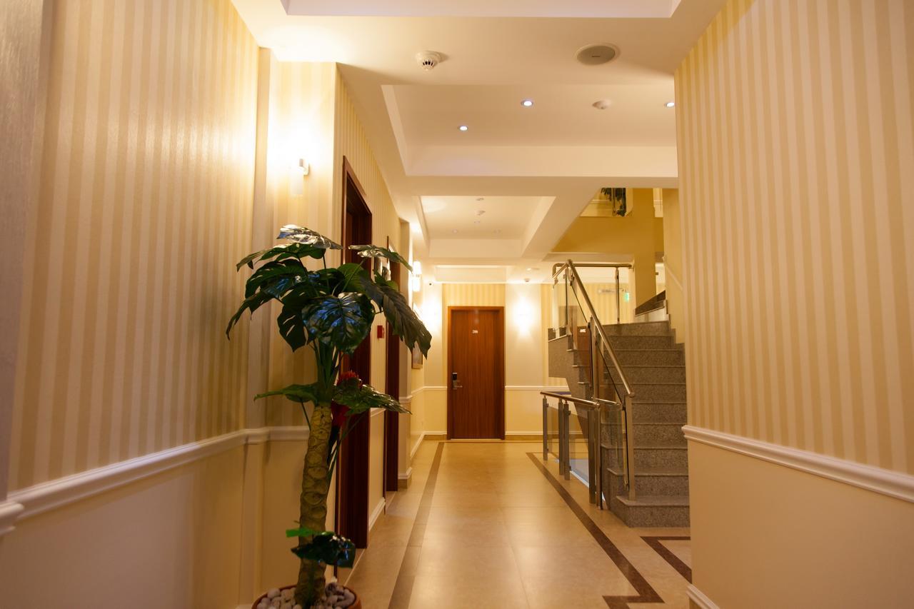Hotel Blue Moon 乌尔齐尼 外观 照片