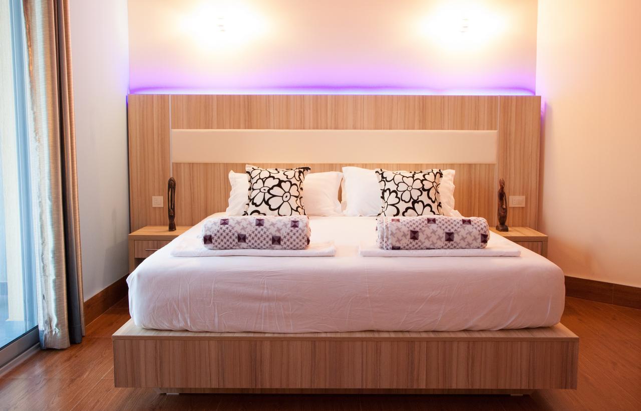Hotel Blue Moon 乌尔齐尼 外观 照片