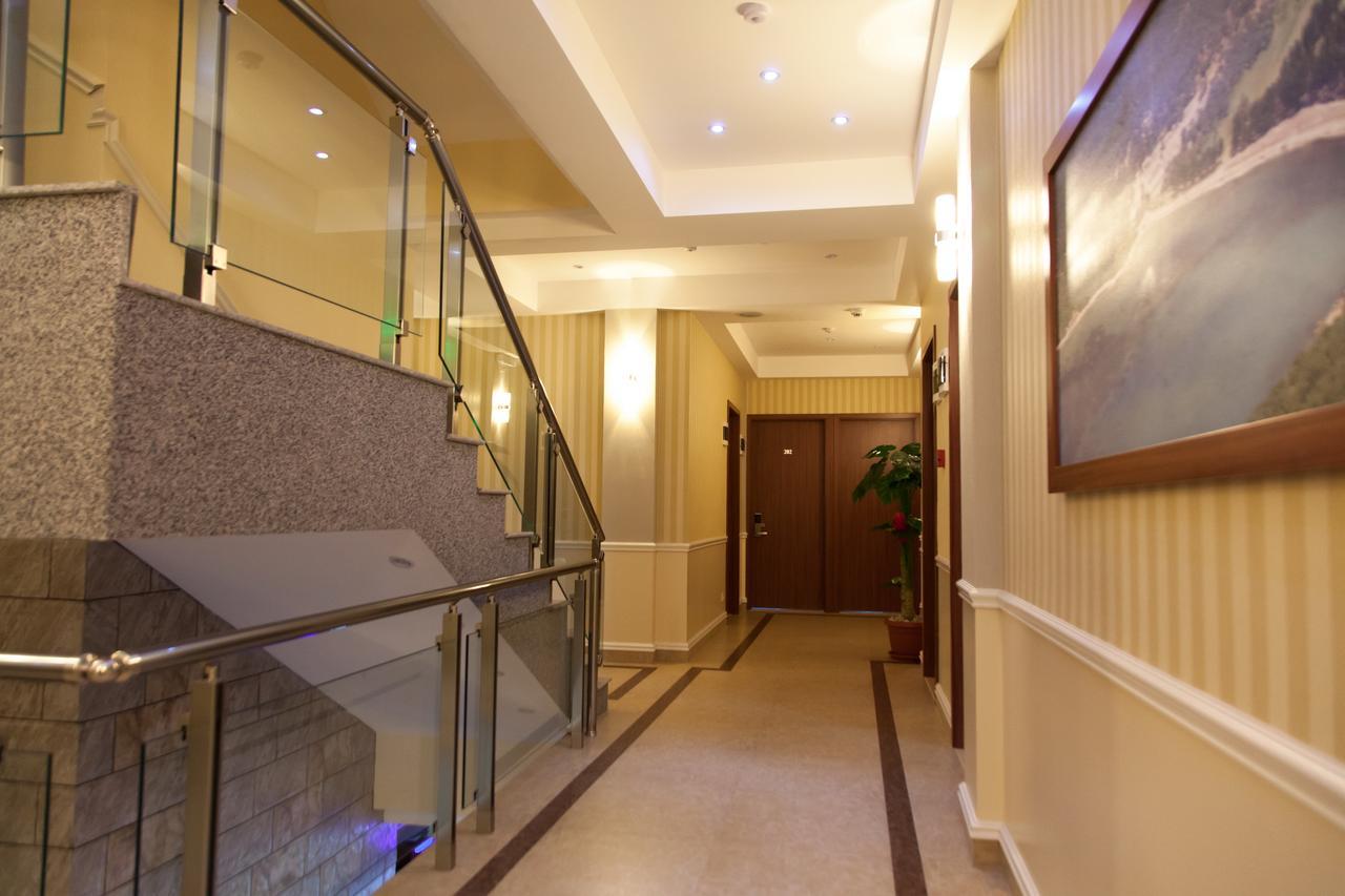 Hotel Blue Moon 乌尔齐尼 外观 照片